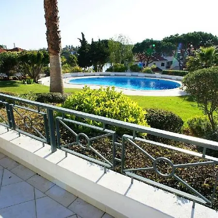 Sleeps 4 Air Con Wifi T480041 *